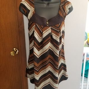 Sold: Women's Charlotte Russe Top